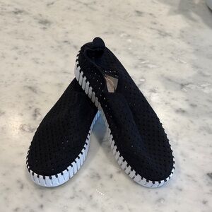 ILSE JACOBSEN Black Slip-On Shoes with White Soles